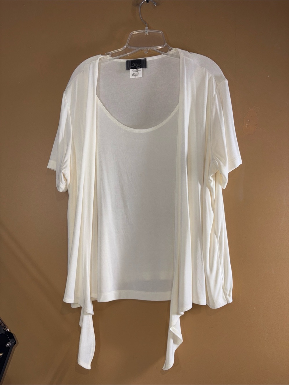 HC855 Slinky Brand White 1 Piece cardigan and Tank Set Womens 1X  Open Front